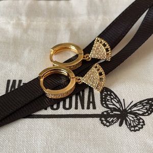 Drop Earrings zircon clip shape of a old hand fan